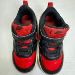 Nike Kids Black and Red Sneakers